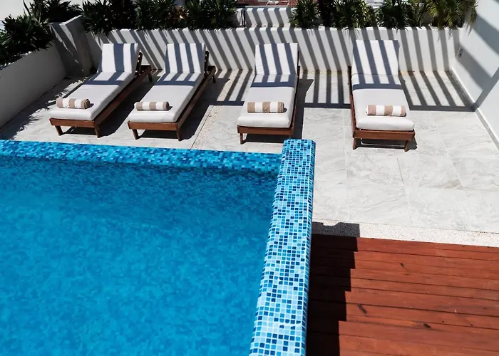 Levitat Aparthotel 2*